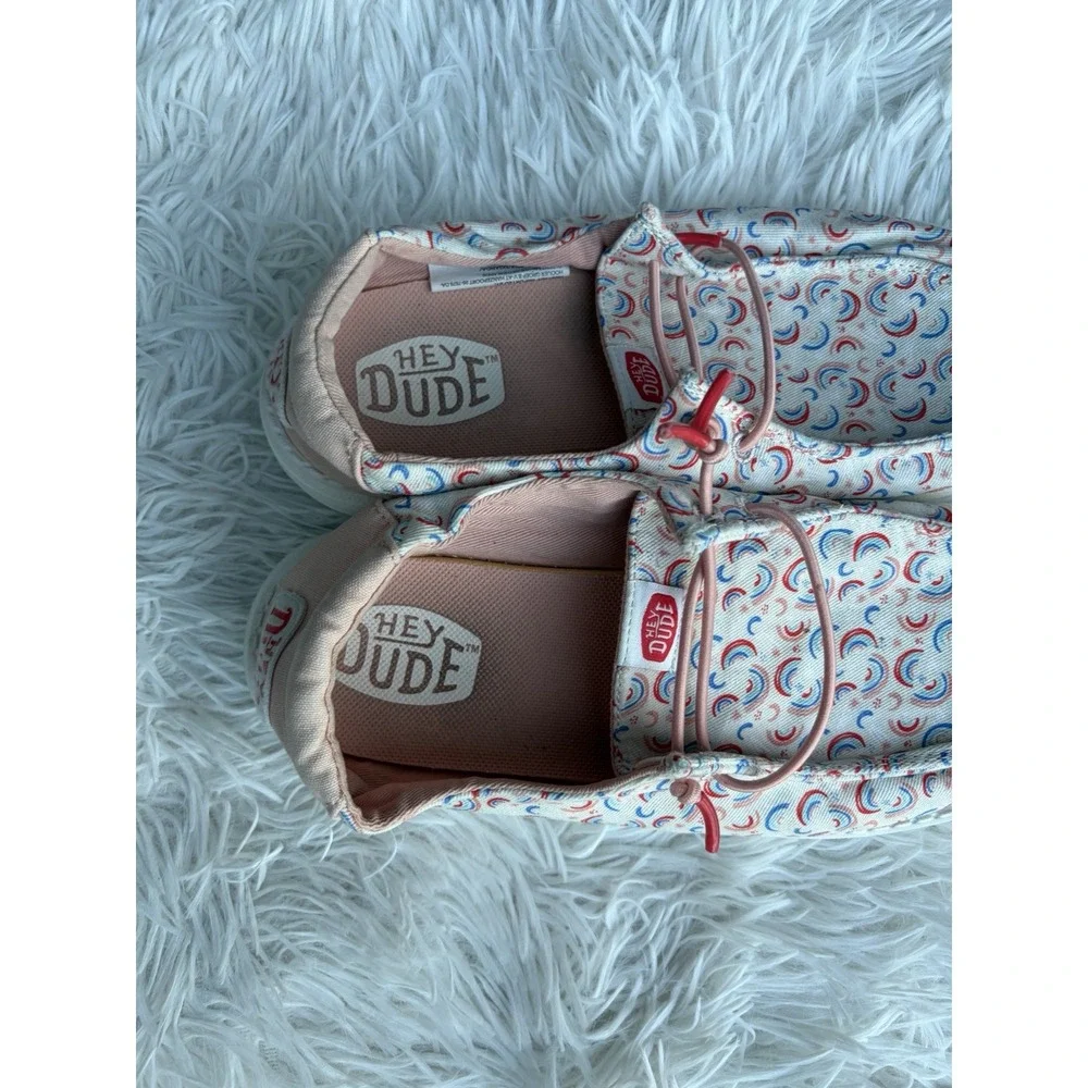 Hey Dude Wendy Rainbow Sky Girls Size YT3 Slip On Comfort Loafer